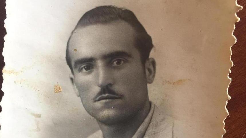 Una fotografia di Angelo Malatesta da giovane
