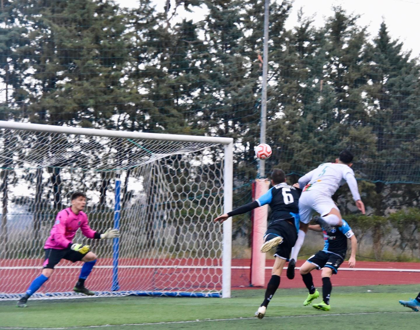 Il Lanusei si sblocca e doma un ostico Latina 