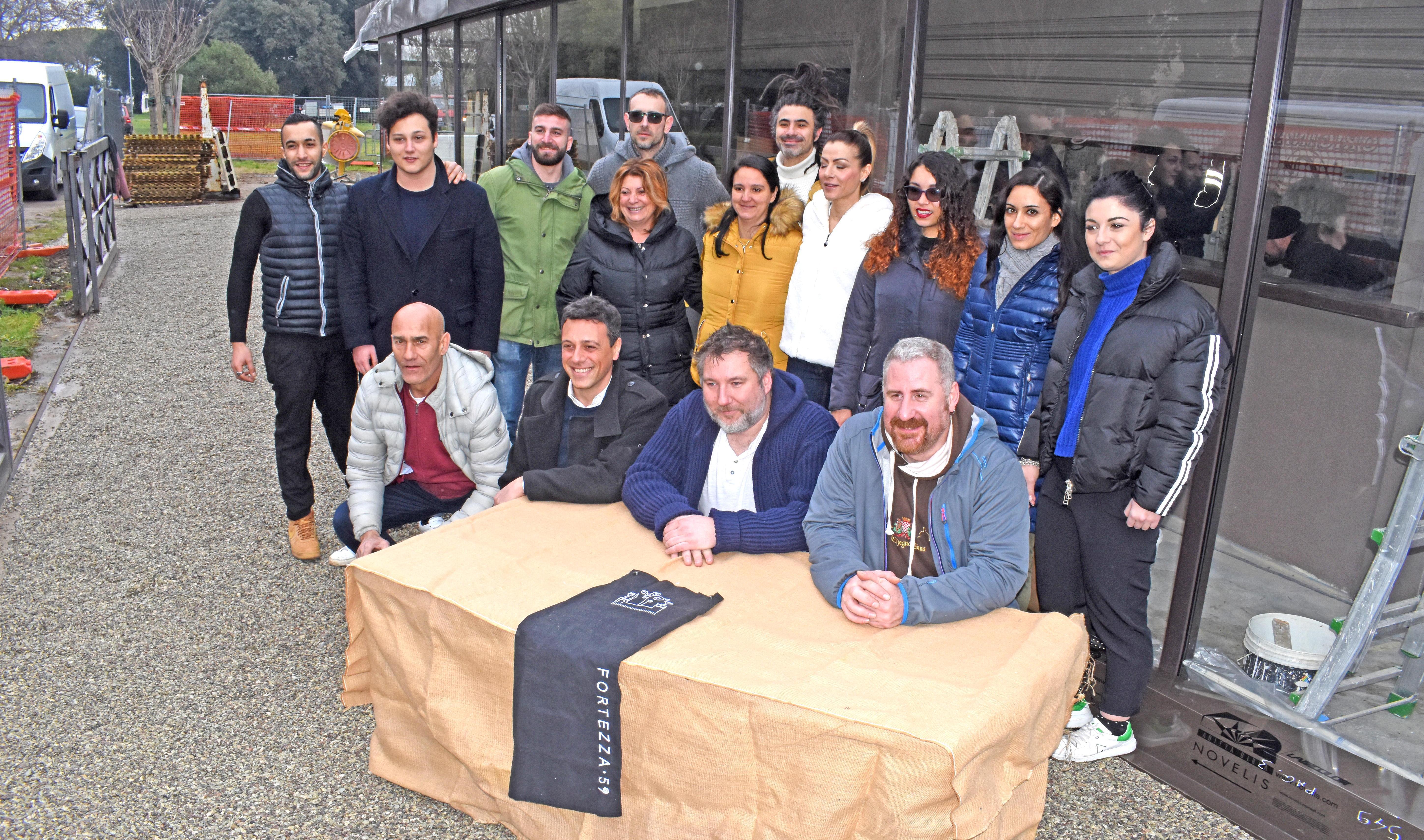 La squadra della Fortezza 59 al completo (foto Lorenzo Gori)