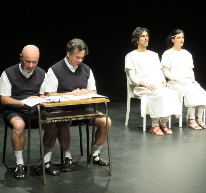 Al teatro TicTac di Monzone ci sono i “Sacchi di Sabbia”