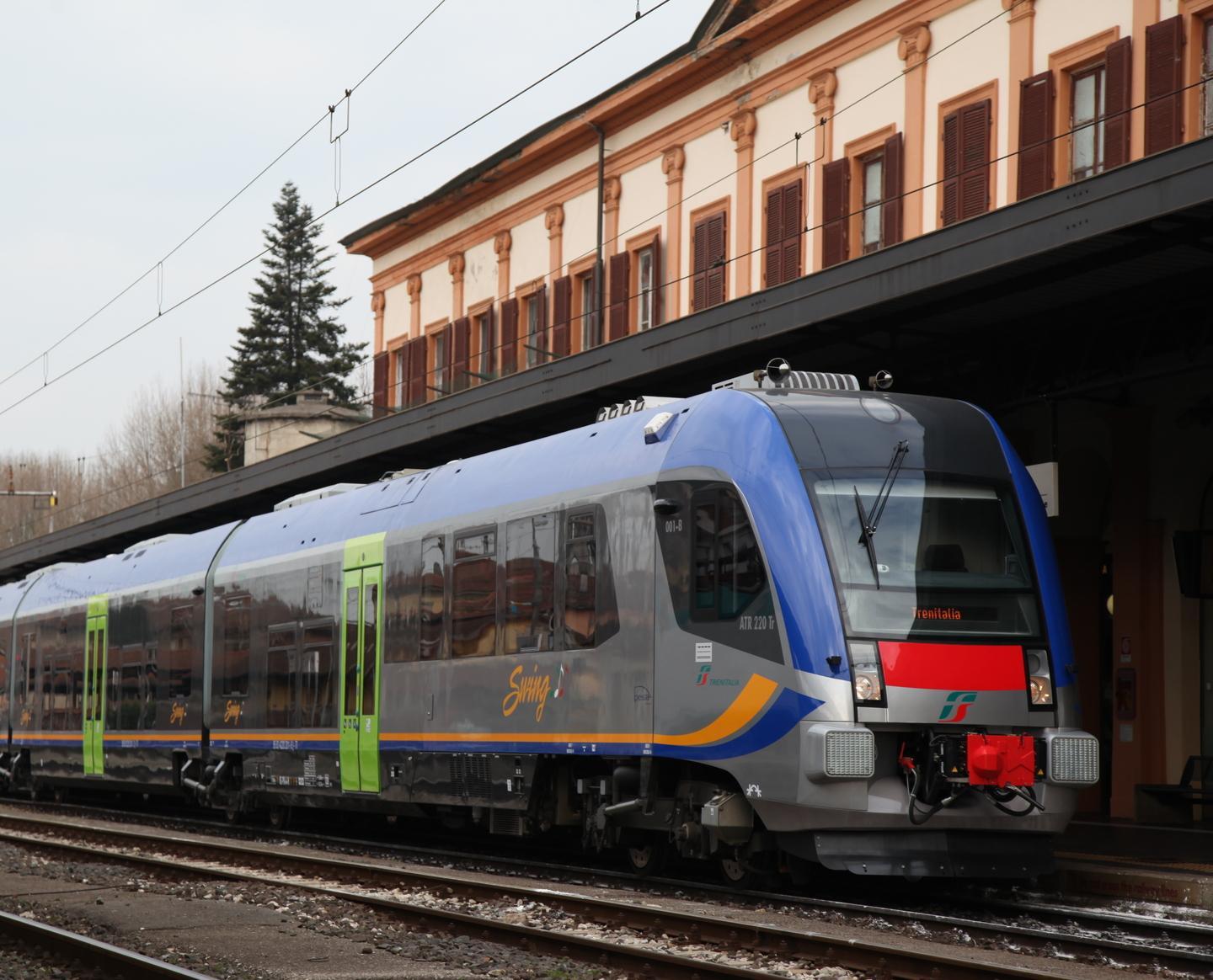 Ferrovie, entro il 2020 nell’isola 10 treni swing 