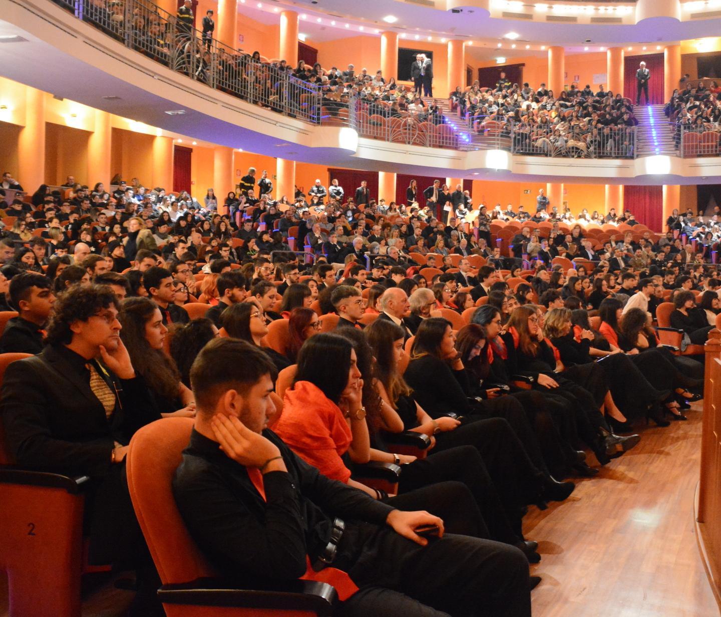 Il grido di mille ragazzi «Noi non dimentichiamo» 