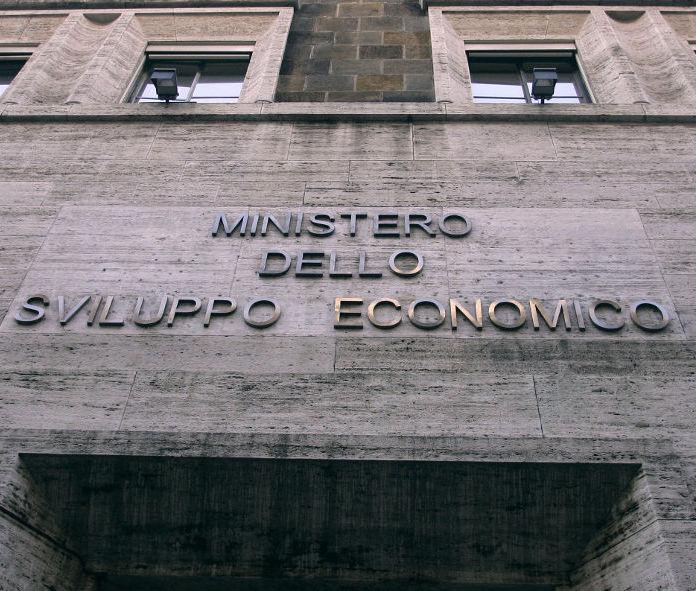 Gli ecologisti al governo: metano inutile per l’isola 