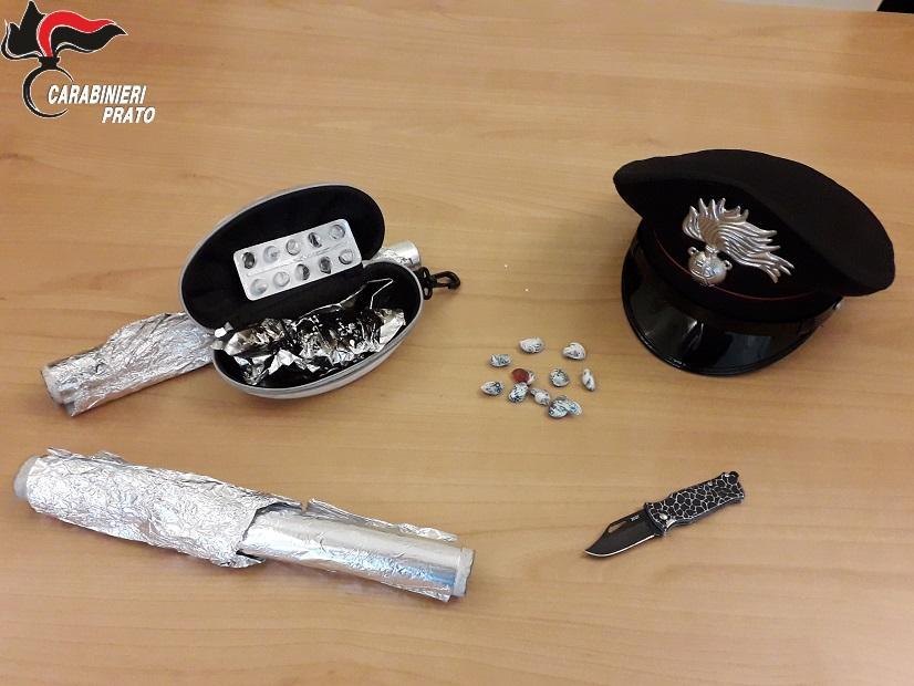 Le dosi di hashish sequestrate dai carabinieri