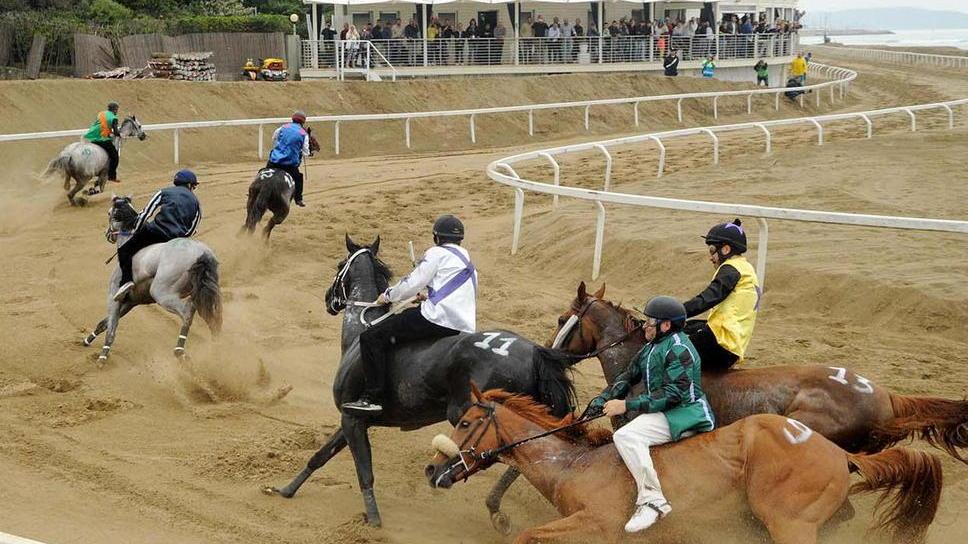 Dieci giorni all’insegna del cavallo con il Palio della Costa Etrusca