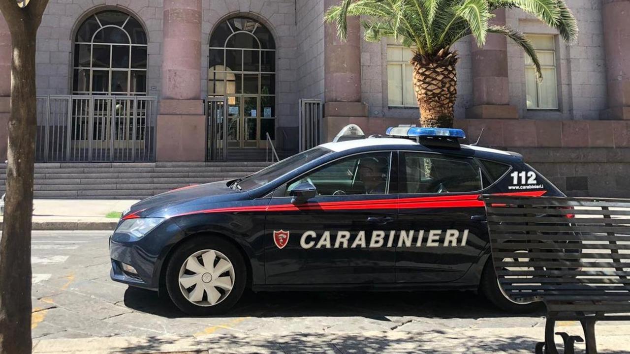 Rapina ed estorsione, arrestati dai carabinieri 