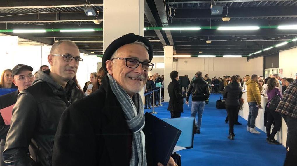 Gianni, 59 anni, in fila per ripartire daccapo