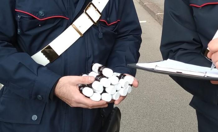 In casa a Carbonia 15 flaconi di metadone: arrestato
