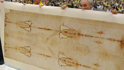 Una copia della Sindone in esposizione per tre giorni in Duomo