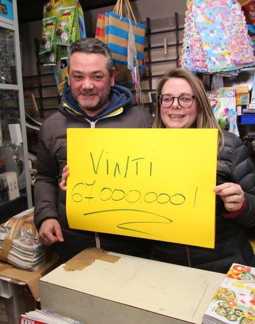 È caccia al fortunato «Speriamo davvero che sia uno di noi»