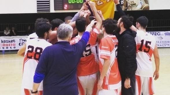 Quindici ragazzi si sfidano per Bryant «Era uno di noi, giocava nei campi di città»