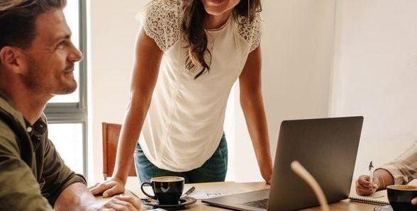 Armonizzare vita e lavoro: fondi per chi aiuta le mamme 