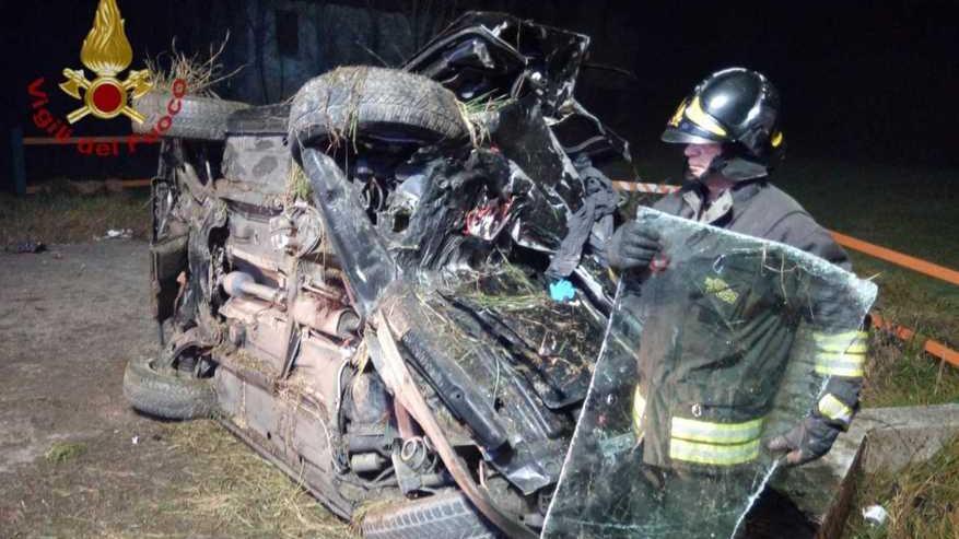 È grave il 22 enne di Rubiera uscito fuori strada con l’auto