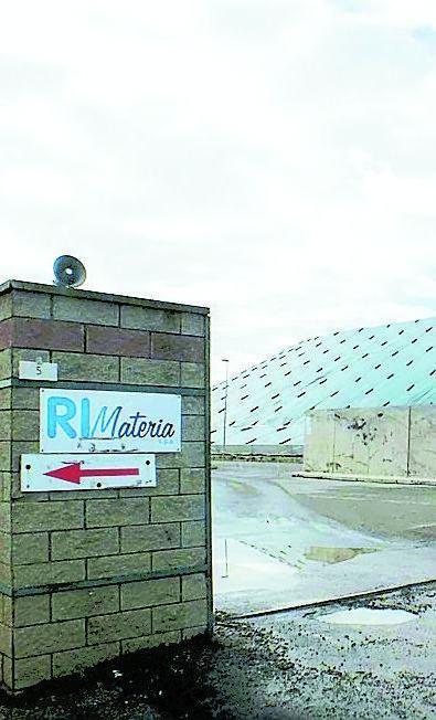 Discarica, carotaggi: mezzo sì da Firenze ma il Comune non li potrà fare 