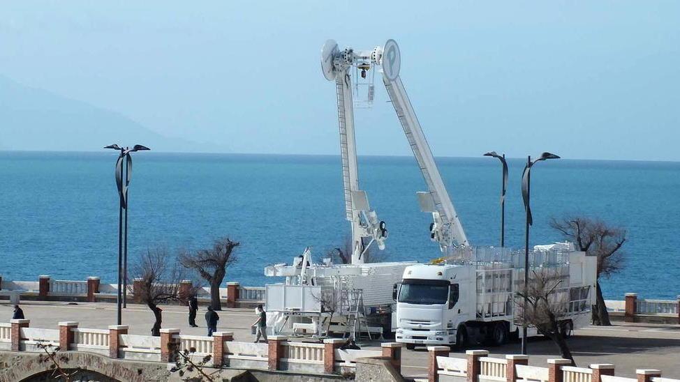 Ruota panoramica, Pd attacca «Solo spot e promesse vane»
