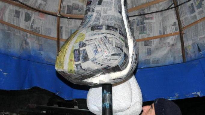 Gli scheletri danzano con la Morte Così si celebra e si festeggia la vita