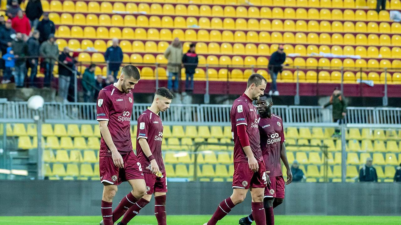 Amaranto a testa bassa a fine partita (foto Masini)