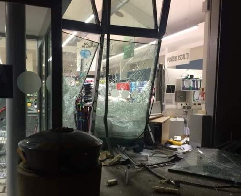 Assalto nella notte alla Coop di Rovereto 