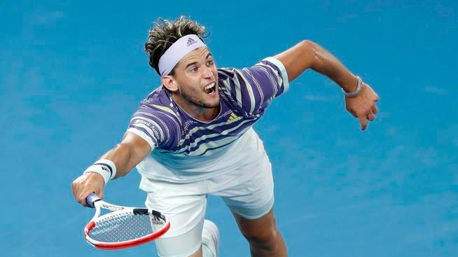 Australian Open, Thiem batte Zverev, in finale domani affronta Djokovic