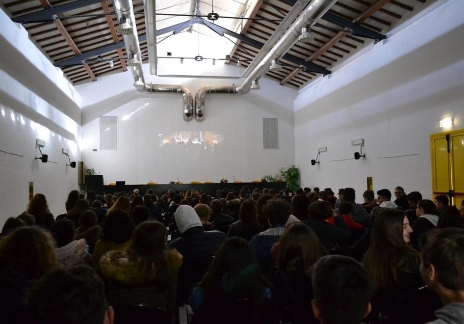 Alle Sefi una lezione sull’antisemitismo, i ragazzi delle scuole incontrano Istoreco 