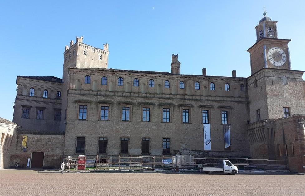 Palazzo Pio si rifà il look Maxi cantiere da 3 milioni 