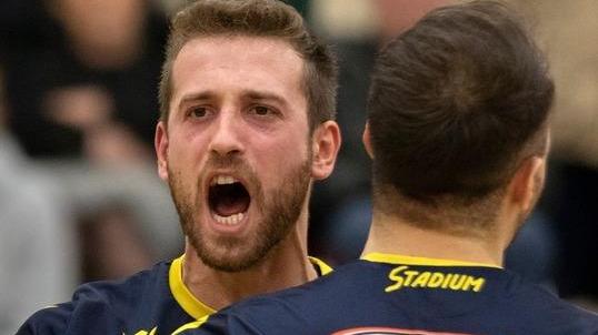Anche Cardona cede a una super Stadium