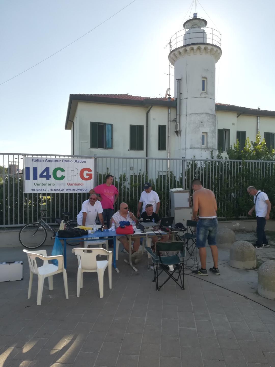Nove radioamatori autorizzati portano la laguna nel mondo 