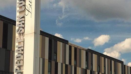 Vendita dell’ospedale «Conviene ai privati»