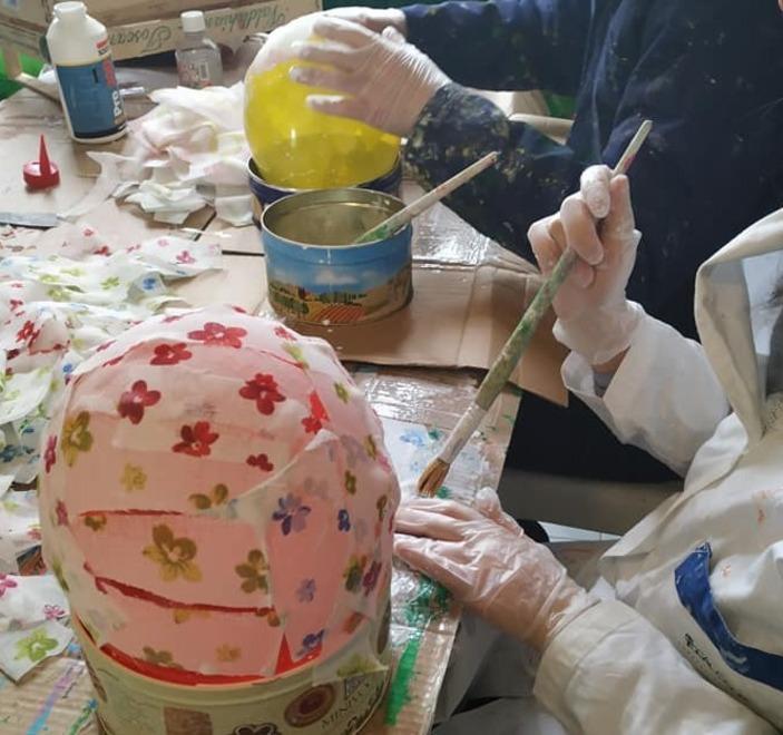 Dal centro diurno Koch addobbi pasquali per i negozi