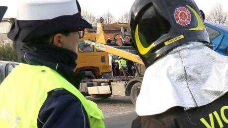 Mancate precedenze e distrazioni in auto Gli agenti studiano misure anti incidenti