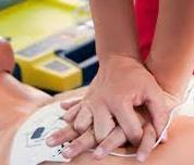 A Thiesi i corsi per usare i defibrillatori 