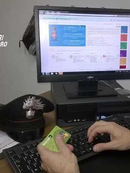 Trucco con la postepay per truffare mille euro a una donna di Stintino