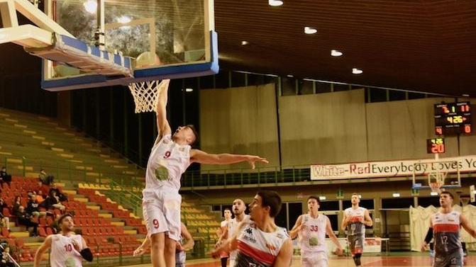Alba vince nel finale Geonova stanca e con rotazioni ridotte