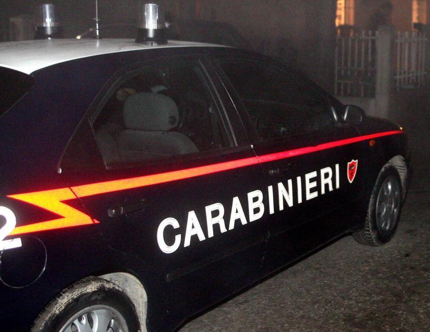 Perdono il contratto telefonico durante un furto: denunciati 