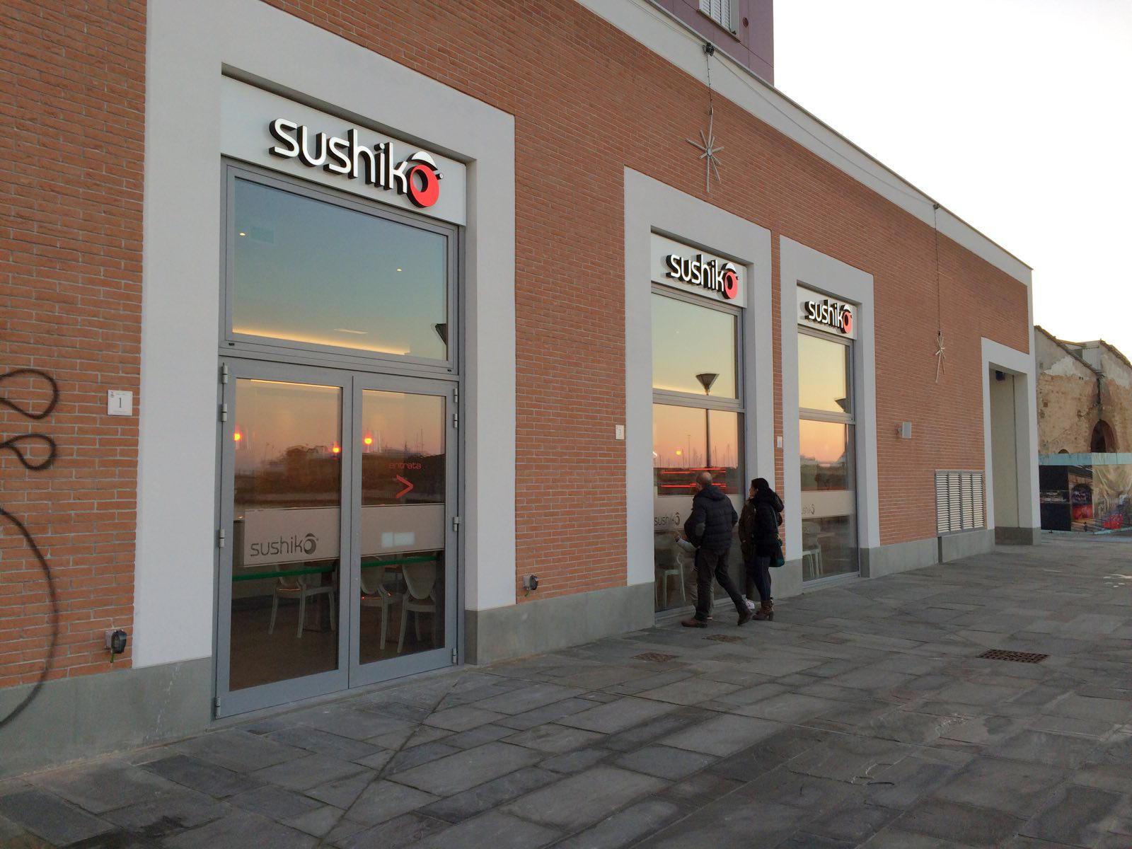Il ristorante di Sushiko, famosa catena che si occupa di cibo giapponese, aperto a Porta a Mare. Questo ristorante è al momento chiuso per lavori di ristrutturazione