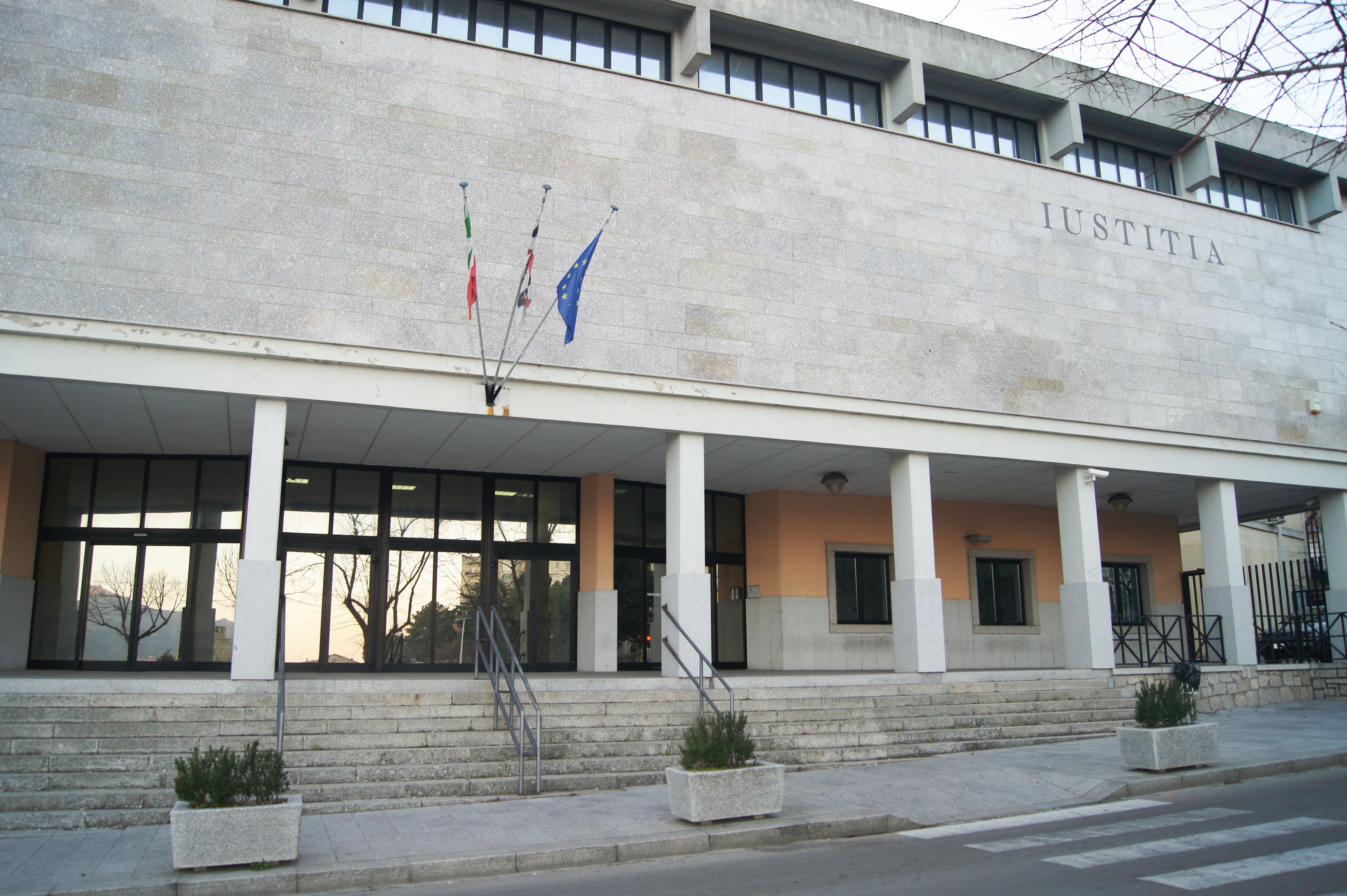 Il palazzo di giustizia di Tempio
