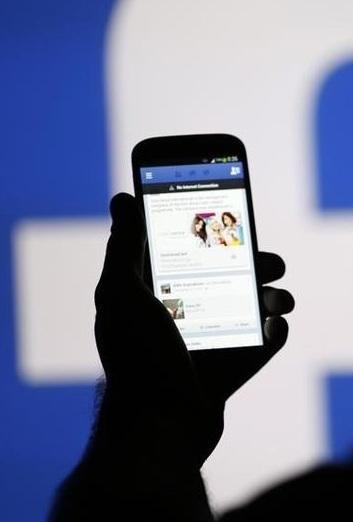 Modena, odio su Facebook: lavorerà gratis 400 ore 