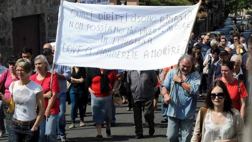 Consiglio comunale su tre giorni e un corteo a sostegno della sanità