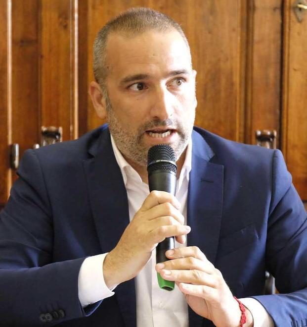 La cultura che divide O forse no... Calci apre alla città della Torre 