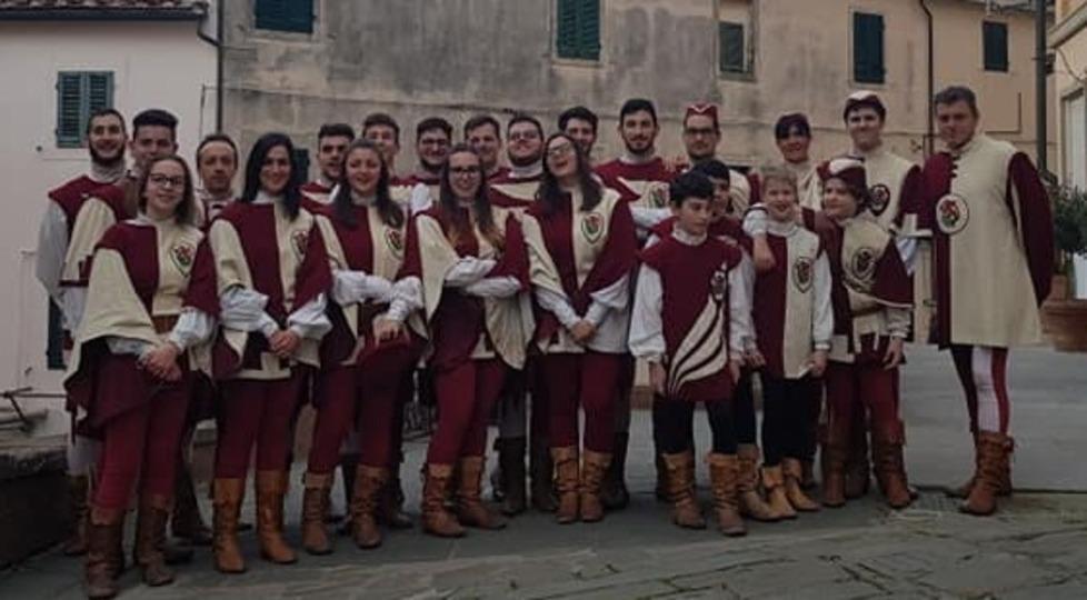 Sbandieratori a Castagneto