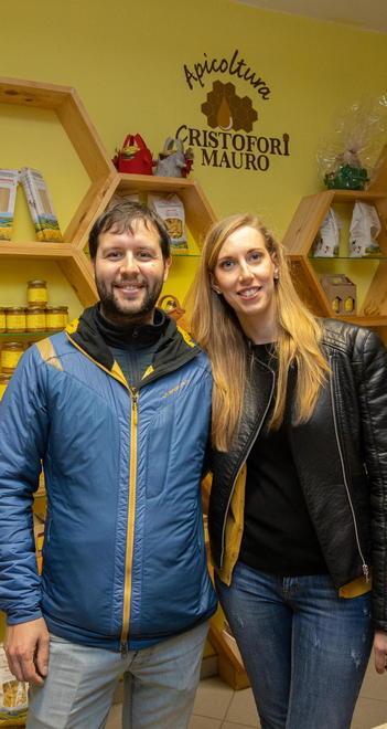 Apicoltori italiani nella città del Genio in visita all’azienda “Mauro Cristofori”