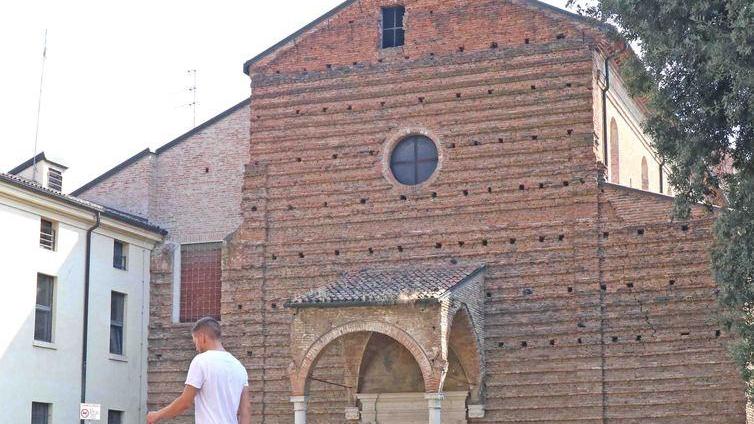 Il luogo sacro vittima della storia. Santa Maria della Consolazione prima monastero poi lazzaretto