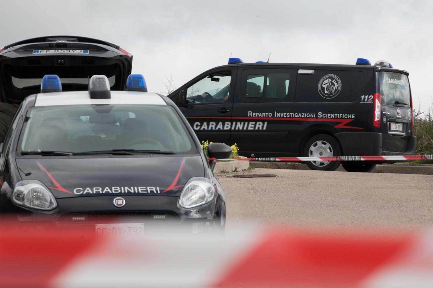 I carabinieri nel luogo dove è stato ritrovato il cadavere di Speranza Ponti