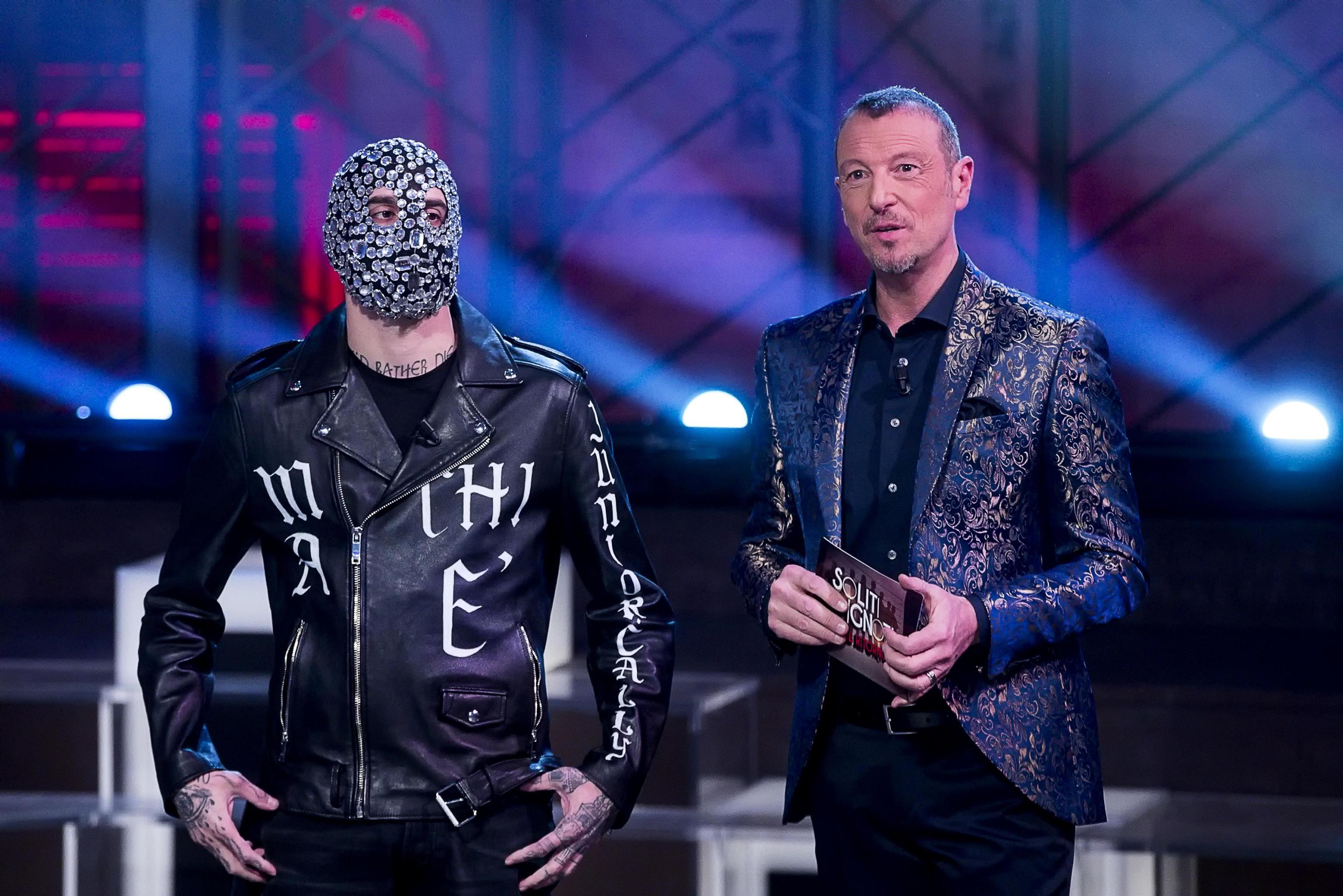 Junior Cally sul palco del Festival di Sanremo