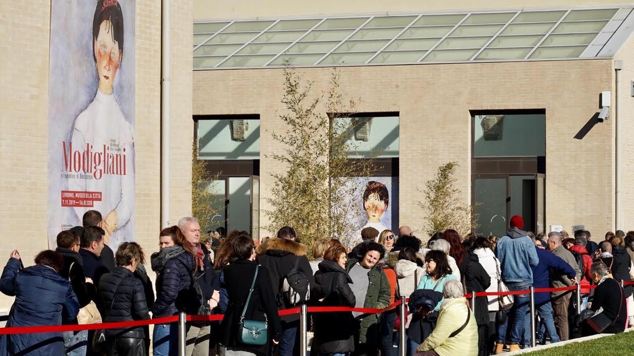 Boom di richieste per ammirare le opere di Modì e il sindaco apre la mostra tutte le sere