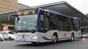 Violenza sessuale, autista del bus aggredita al capolinea
