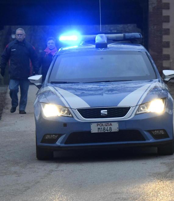 Immigrato nei guai per danneggiamento e lesioni a due poliziotti