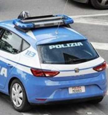 Tre minorenni tentano furto a Livorno: due denunciati 