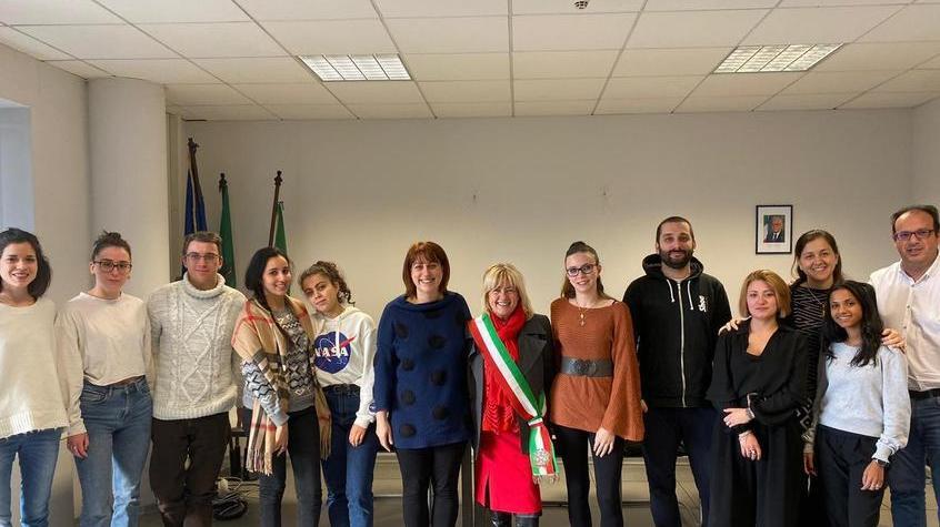 Tirocini all’estero e servizio civile: un piano formazione per altri 33 giovani