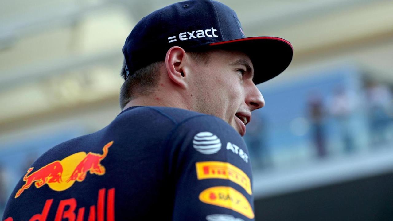 F1, Verstappen sfida Hamilton
